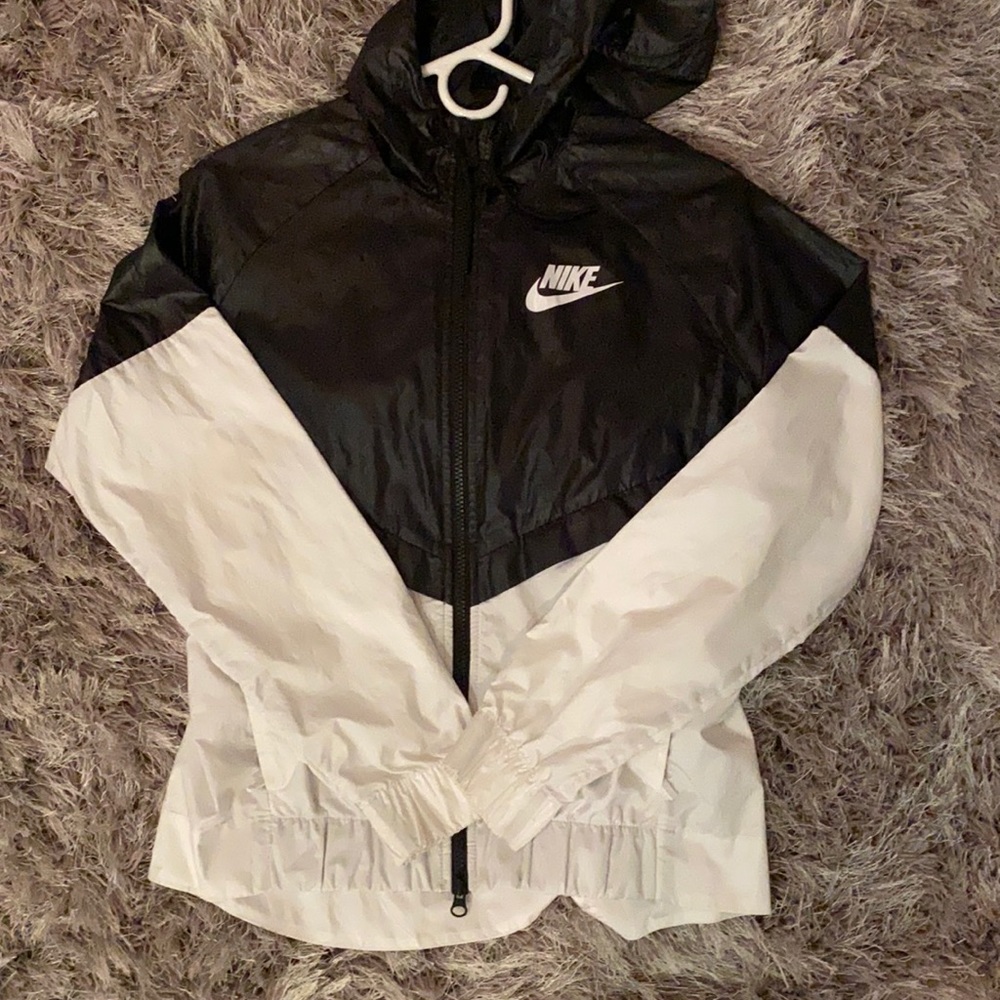 Nike windbreaker